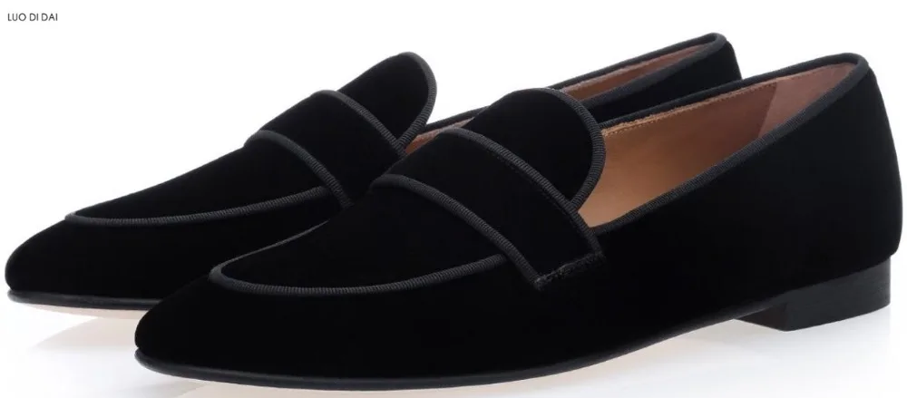 

2019 New men wedding loafer male casual shoes pointed toe loafers black velvet Boat shoe slip on Smoking shoes