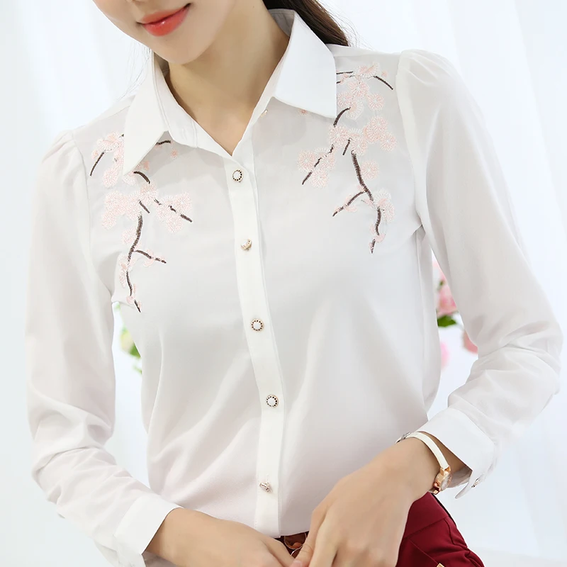 

201 summer Floral Embroidery Print Fox on Pocket Shirts Lady 2017 Spring New Fashion White Blouse Shirts Women Long Sleeve Tops