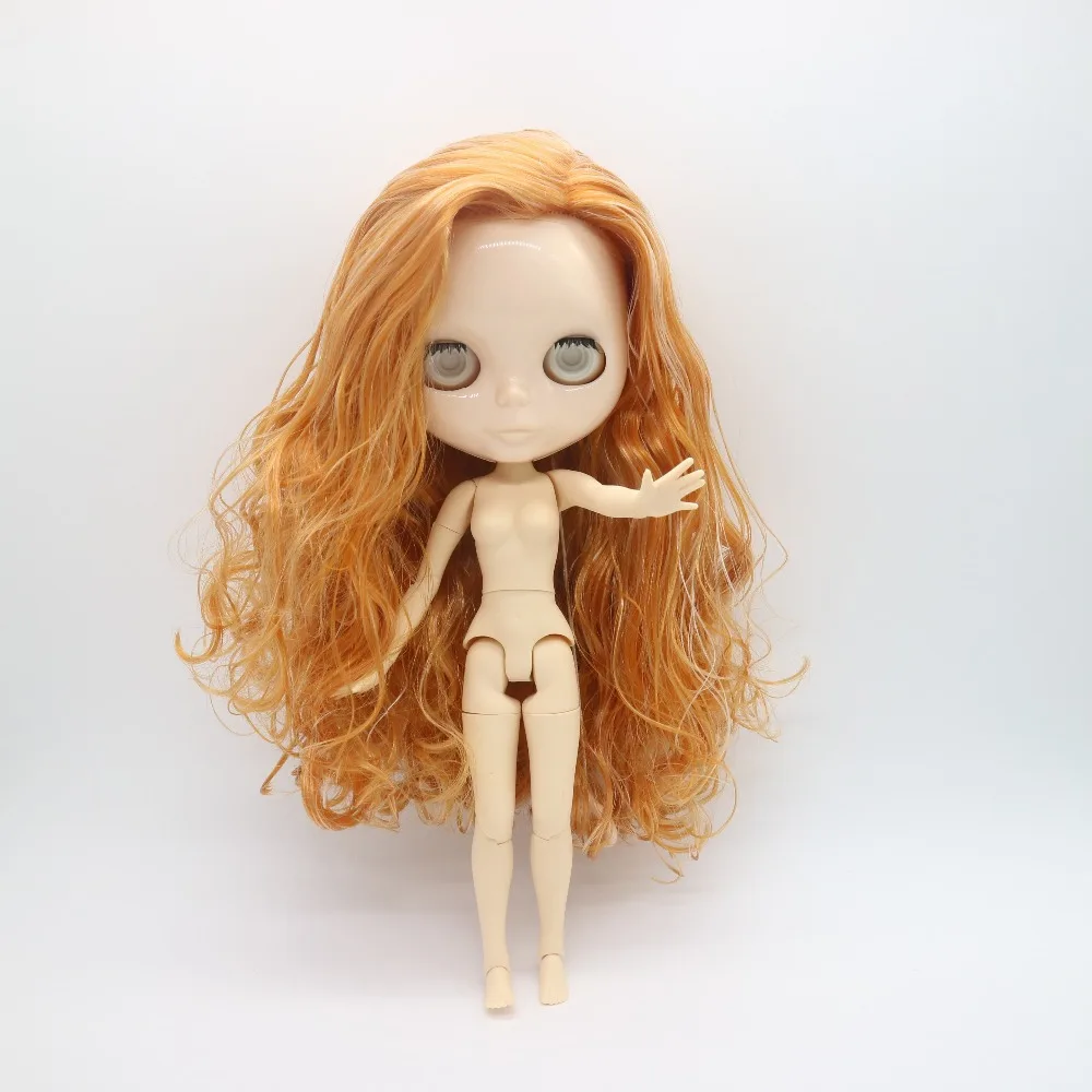 poupee sans yeux