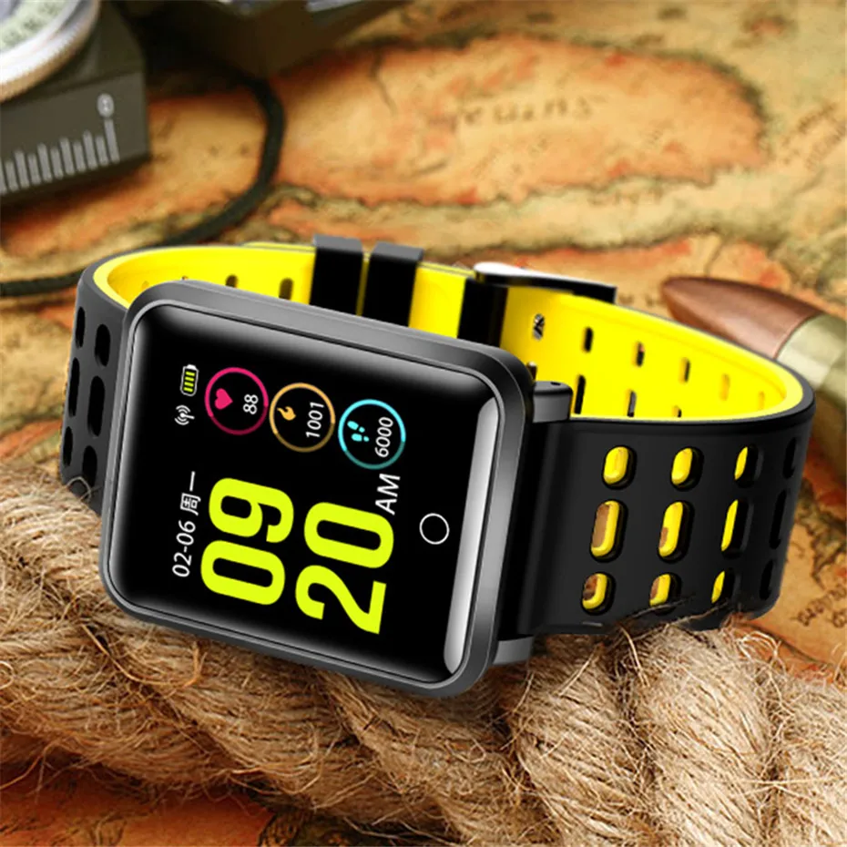 

Outdoor Sport Smart Watch Men Orange/Black/White Color Silicone Band Waterproof Watches Man Call Reminder Calorie Smart Brecelet