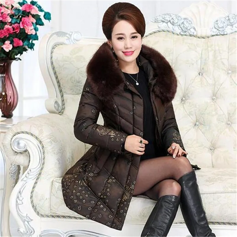 Зимняя женская куртка с большим меховым воротником, ватные стеганые пальто, женская куртка с капюшоном, пуховое хлопковое пальто размера плюс 5XL, парка Mujer C2623 - Цвет: coffee color