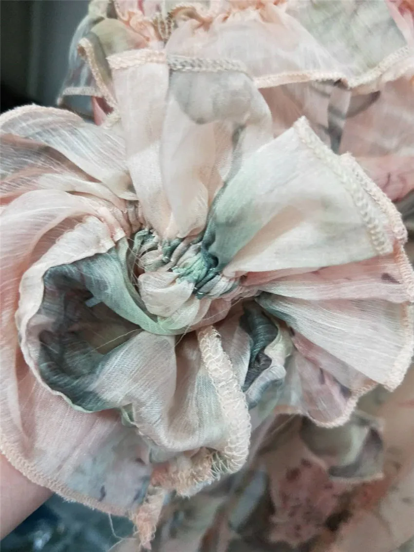 //cbu01.alicdn.com/img/ibank/2018/134/772/8966277431_985203648.jpg