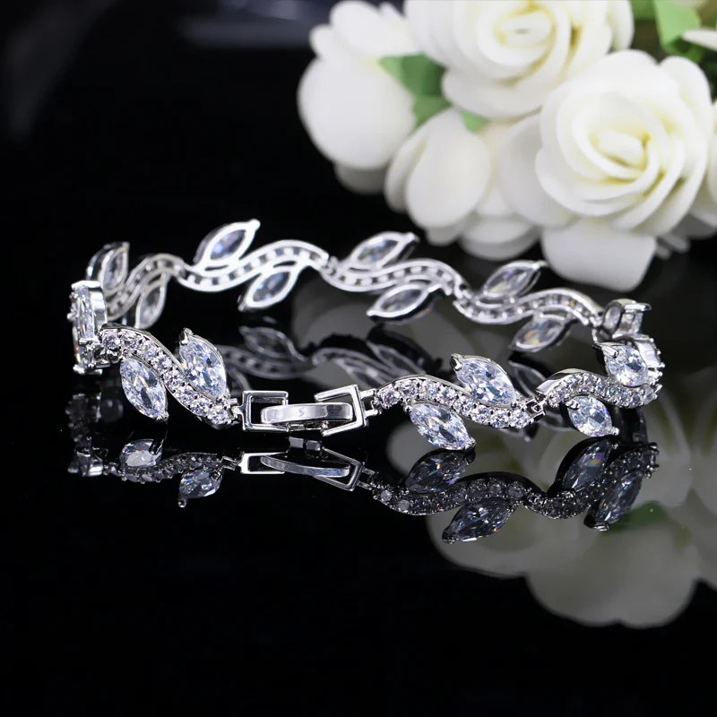 CWWZircons High Quality White Gold Color Women Cubic Zirconia Leaf Shaped Fashion Bridal Wedding Party Jewelry Bracelets CB099