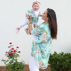 2018 семейный цветочный кимоно топ для мамы и дочки, подходящий кардиган, летняя шифоновая блузка с короткими рукавами, рубашки