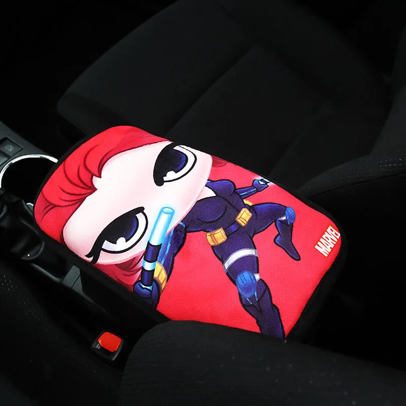 Мягкий Плюшевый коврик с логотипом Человека-паука Железного человека капитана, игрушка для автомобиля, подлокотник, коробка, лучший подарок на день рождения автомобиля - Цвет: Красный