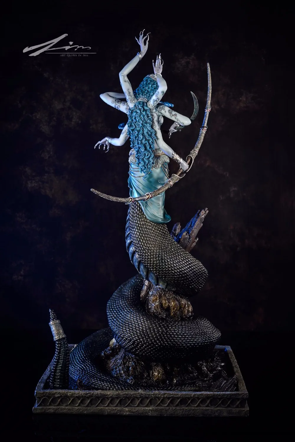 Модель фанатов lin studio wow 1/4 naga синий 90 см Высота gk статуя смолы фигурка для коллекции