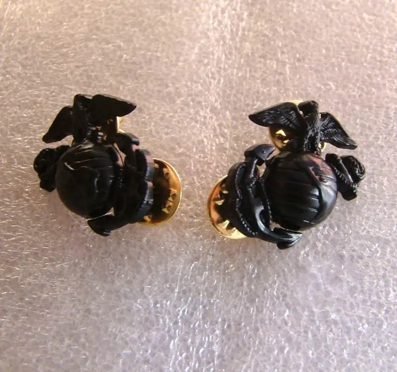

USMC MARINE CORPS INSIGNIA EMBLEM FOR DRESS COLLAR LAPEL PIN BADGE PIN BLACK