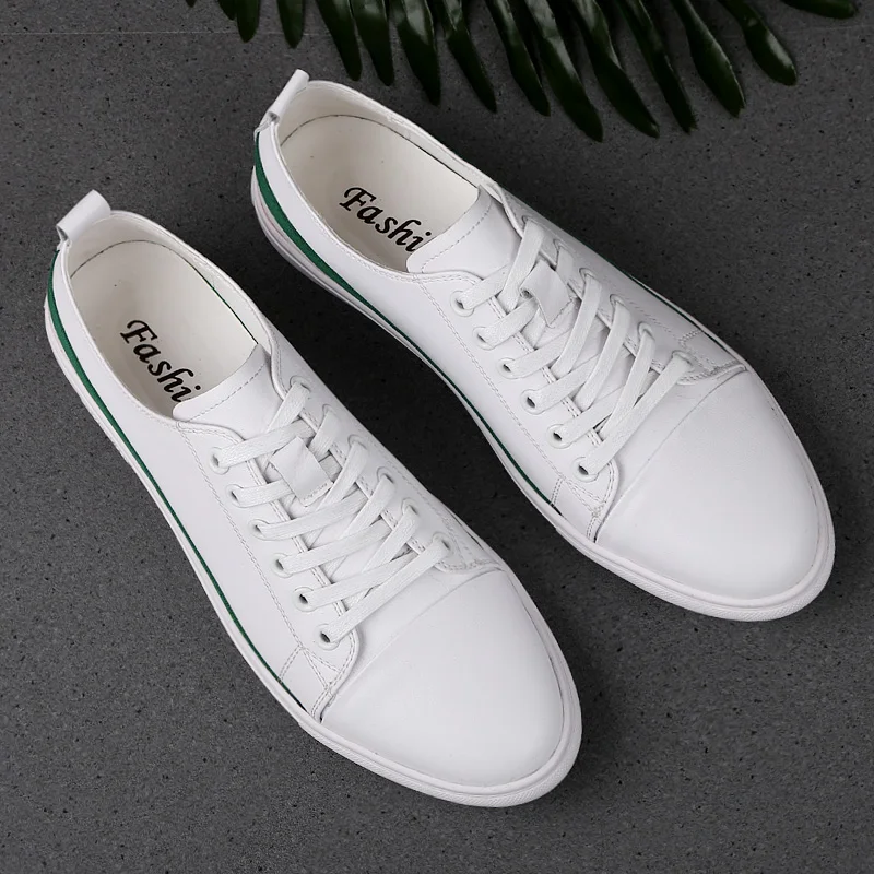 

2019 New Fashion Brand Shoes Men Soft Leather Casual Shoes High Quality Men's Loafers Black white Brand Male Sneakers C4