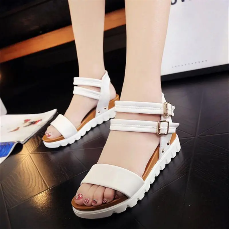 

2019 wild fashion trend summer women's sandals.Summer women's sandals are on the shelves.new ladies summer sandals.