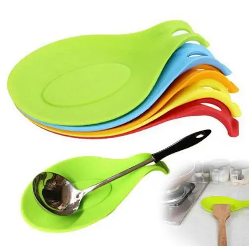 

1PCS random color Multipurpose Silicone Spoon Rest Pad Food Grade Silica Gel Spoon Put Mat Device 301-0458