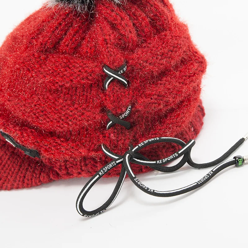 Модные зимние теплые шапки для женщин козырьки вязаные кепки s помпоном кружево толстые шапочки шляпа женский капот повседневное кепки