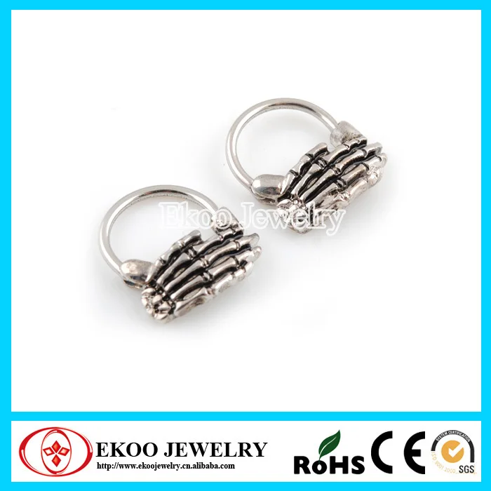 14071944T Unique Design Septum Clicker with Skeleton Hand Septum Jewelry