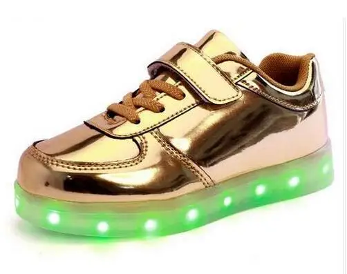 

2017 new LED light shoes boy / girl USB charger light child shoes shoemaking Long square light sports shoes casual shoes