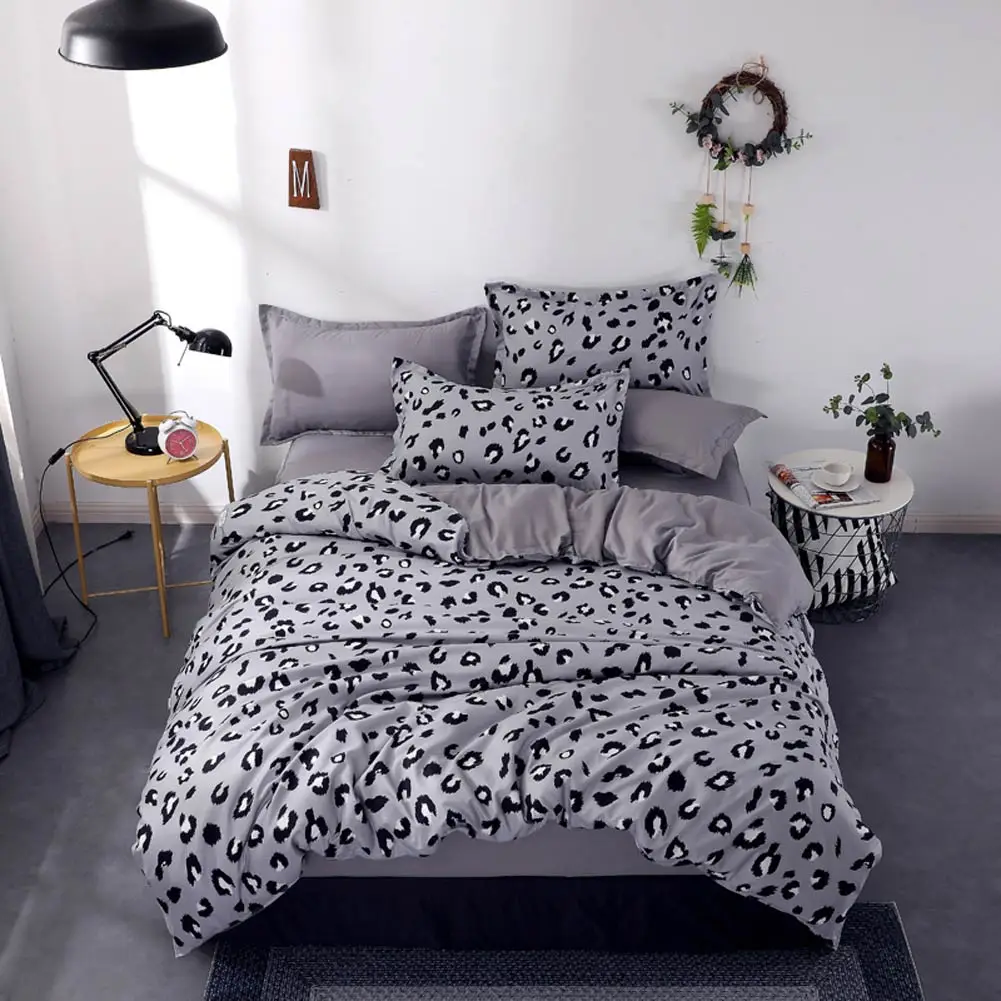 2019 Grey Leopard Print Bedlinens Brush Microfiber Polyester