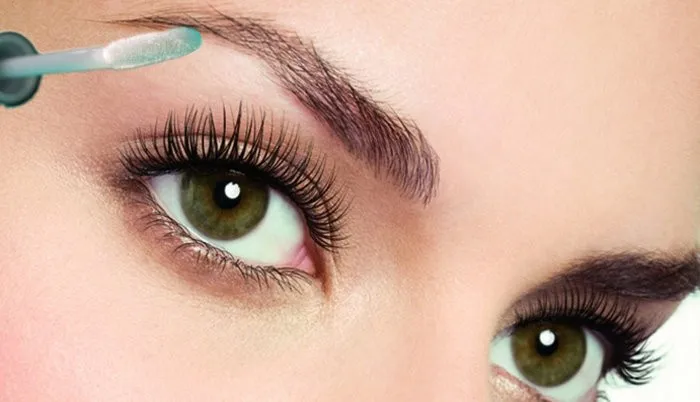 eyebrow application