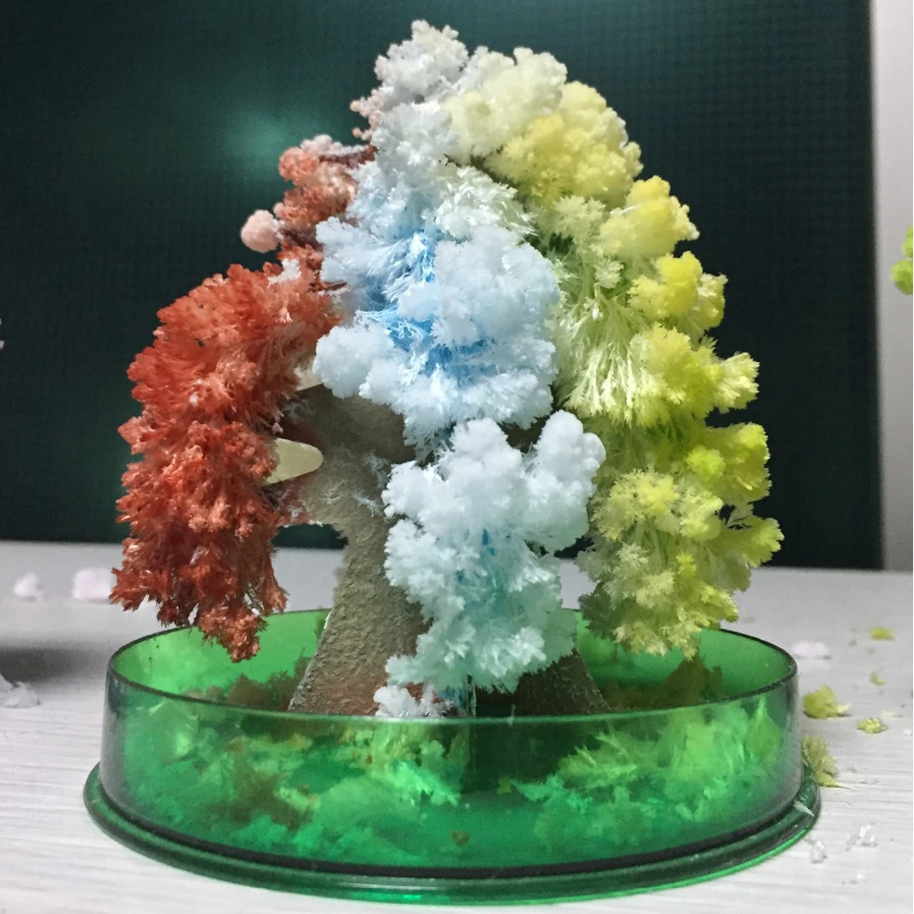 2021 100mm H Colorful Magic Growing Paper Crystals Christmas Tree Kit Artificial Mystic Trees Baby Educational Science Kids Toys 2pcs 2019 85mm h colorful mystically elf trees magic growing paper santa claus tree father christmas wizard science kids toys