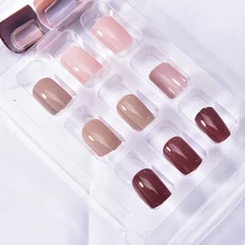 24 pièces/ensemble belle courte autocollant complet ongles conseils dégradé nu faux ongles avec perle faux ongles conseils inclus colle à ongles