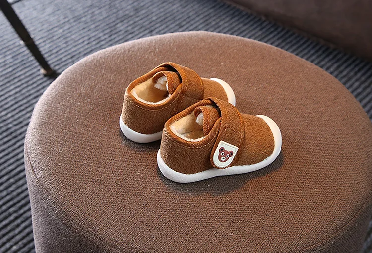 Мокасины для новорожденных мальчиков и девочек нескользящая обувь с бахромой для малышей теплая обувь для первых шагов на мягкой подошве 1 пара