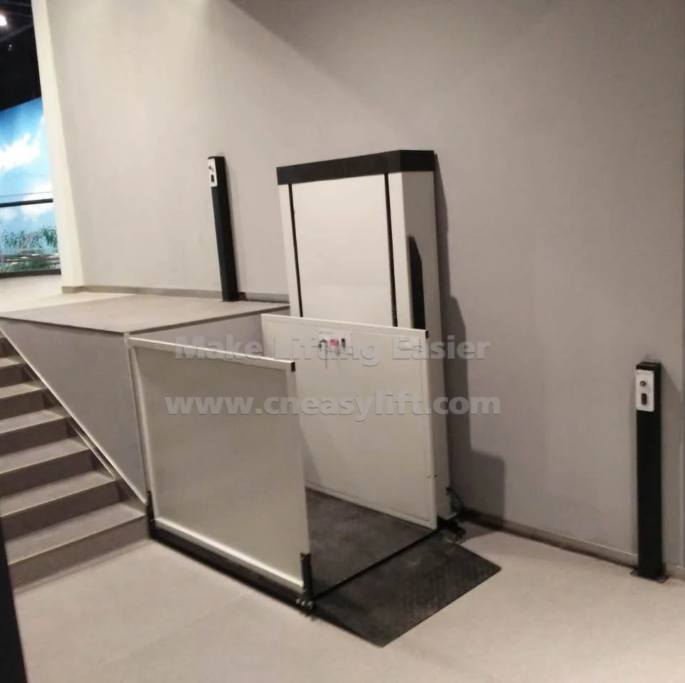 portable wheelchair lift