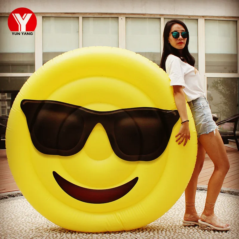 nflatable Emoji Pool Float (10)