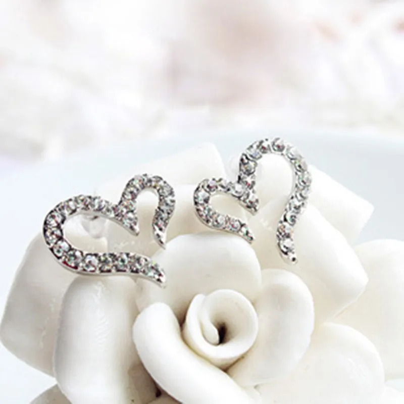 

Hot Fashion sweet sparkling Rhinestone Heart earrings for women Fashion Jewelry Wholesale