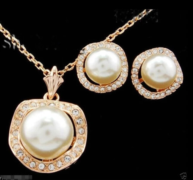 

FREE SHIPPINGJewelry wedding plating gold white shell Pearl Necklace and Earring Set
