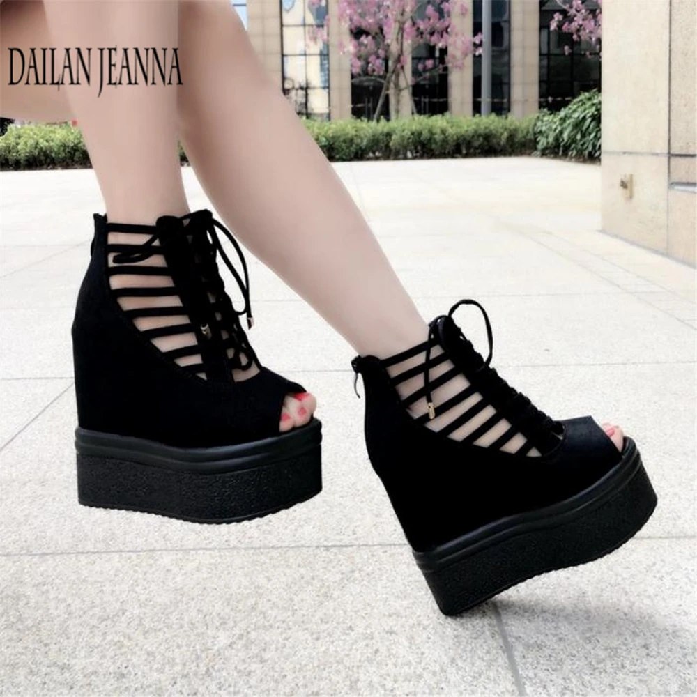 trendy womens shoes