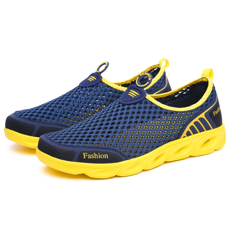 Sapatos de natação