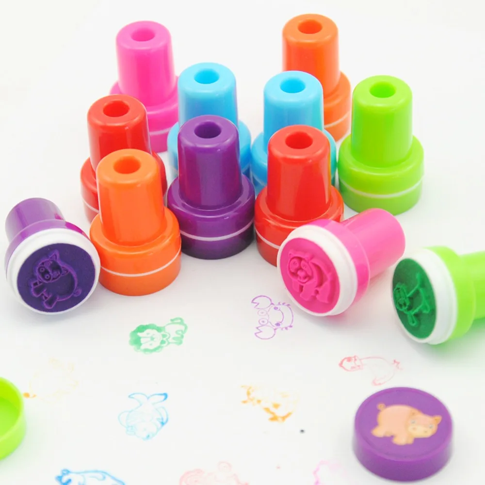 12pcs Cartoon Round Stamp Toys for Children DIY Handmade Album Students Stamps Diary Decor Forniture Teacher Seal Kids Art Toy