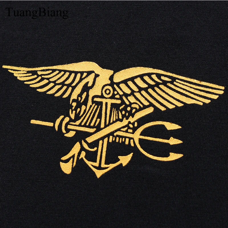 TuangBiang hombres ejército verde militar T camisa imprimir escorpión de algodón de manga corta O Camiseta de cuello de verano 2018 camisetas hombre Tops