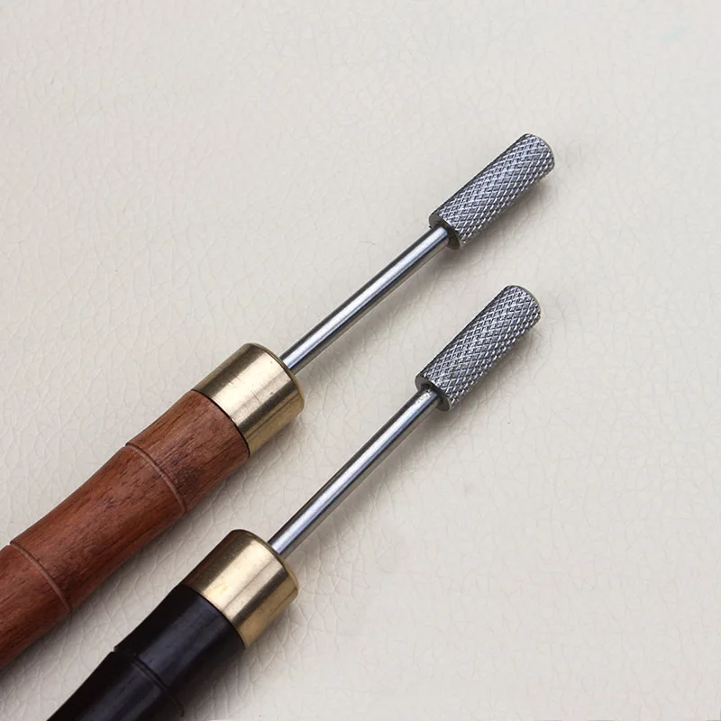 

DIY Leather Craft Edge Oil Treatment Tool Roller Pen Leather Oil Painting Accessories Tool DC112