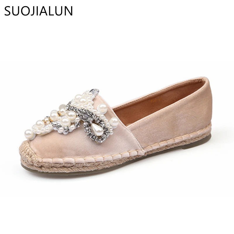 

SUOJIALUN Women Shoes Flat Round Toe Slip On Women's Shoes Loafers Casual Flat Shoes Velvet Flats Plus Size 35-41