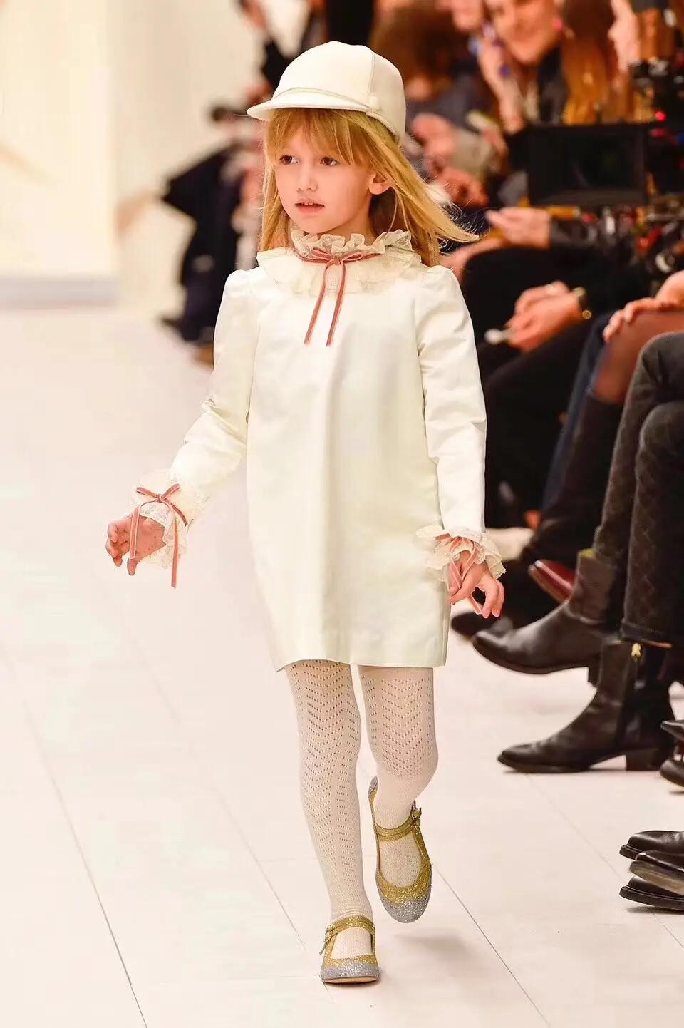 

2018 Spring&Autumn Girl Kids Lace White Solid Bow Dress Girl Princess Dress Party Dress for Baby Girls Clothes Robe fille