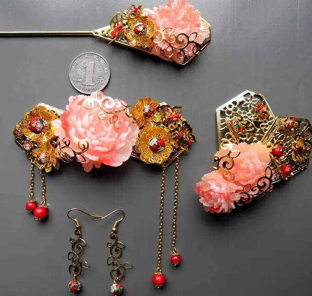 Traditional Chinese Wedding Qipao Xiuhefu Costume Accessory Bride Hair