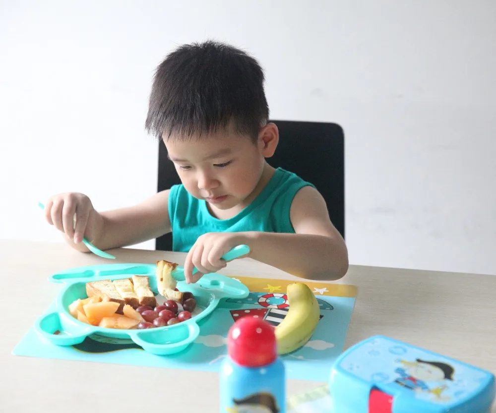 Sisi& Tommee цельная пластиковая тарелка без бисфенола с ложкой столовая вилка Набор посуды для кормления малышей