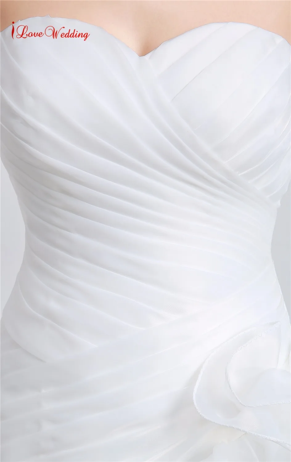 Женское платье из органзы свадебное со шлейфом и вырезом сердечком|bridal gown|fashion