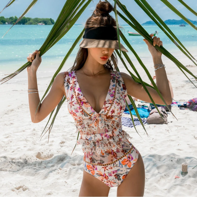 

Swimming Suit For Women Ladies Swim Shorts Plus Size Swimwear Sexy One Piece Suits 2019 New Line Fan With Lace Hollow Badpak