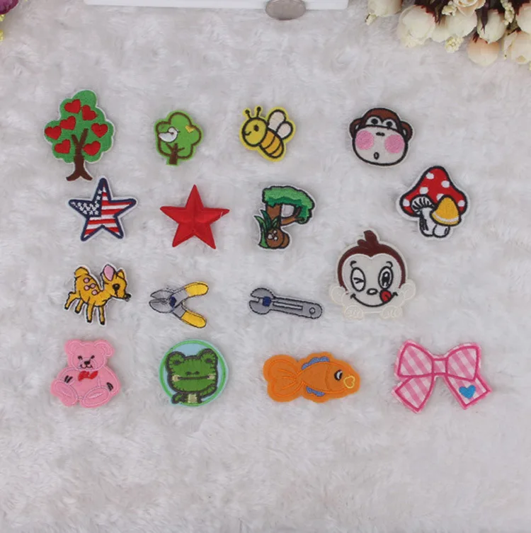2015 new iron on patch 16pcs /Lot cute embroidery Cartoon Patch