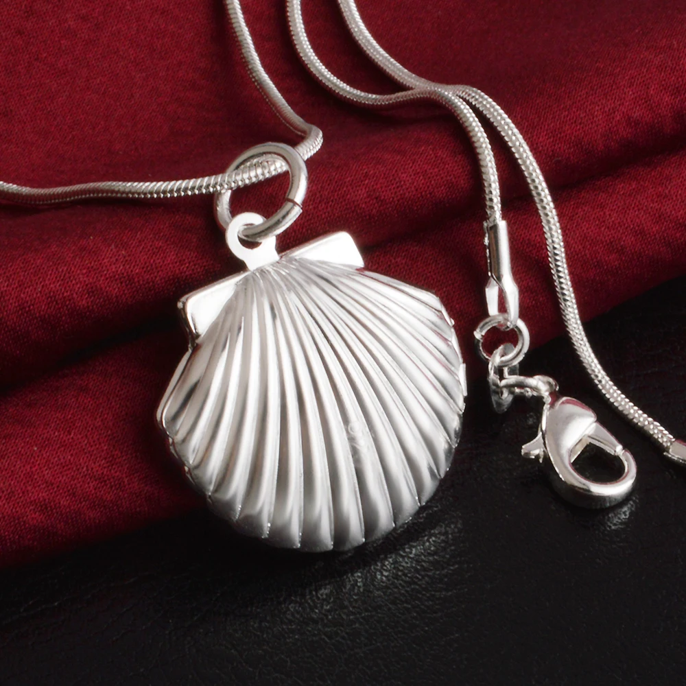 

Drop Shipping Jewelry Cute Shell Pendant Necklace Medallion 925 Stamped Silver Plated Geometric Photo Frame Valentine's Day Gift