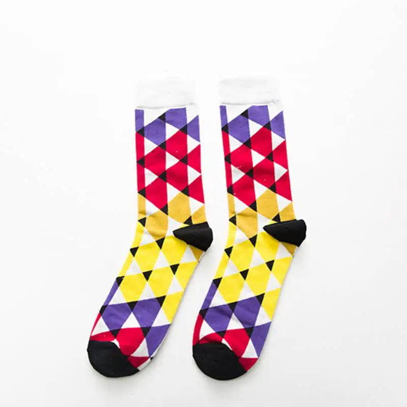 Зимние носки в стиле Харадзюку для мужчин и женщин; Разноцветные хлопковые носки с мультяшным монстром; повседневные мужские забавные носки; Calcetines Hombre Meias - Цвет: yellow