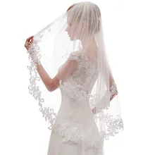 Женский короткий 2 ярусный кружевной свадебный для невесты вуаль с расческой бежевая вуаль