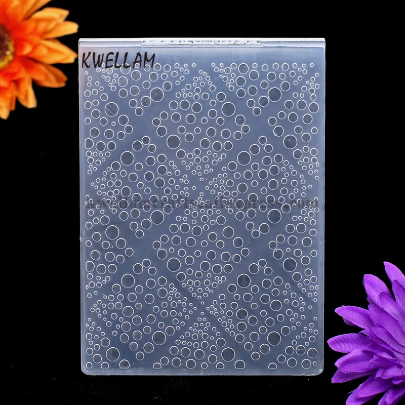 

Bubble Diamond Plastic Embossing Folder For Scrapbook DIY Album Card Tool Plastic Template 10.6x14.5cm KW7031460