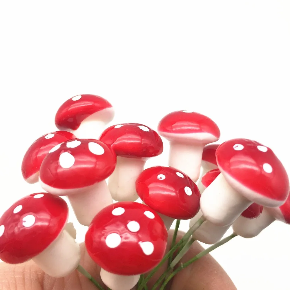 

100pcs 20mm Red Foam Toadstool Mushroom Moss Terrarium Crafts Miniatures Fairy Garden Ornament Decorations