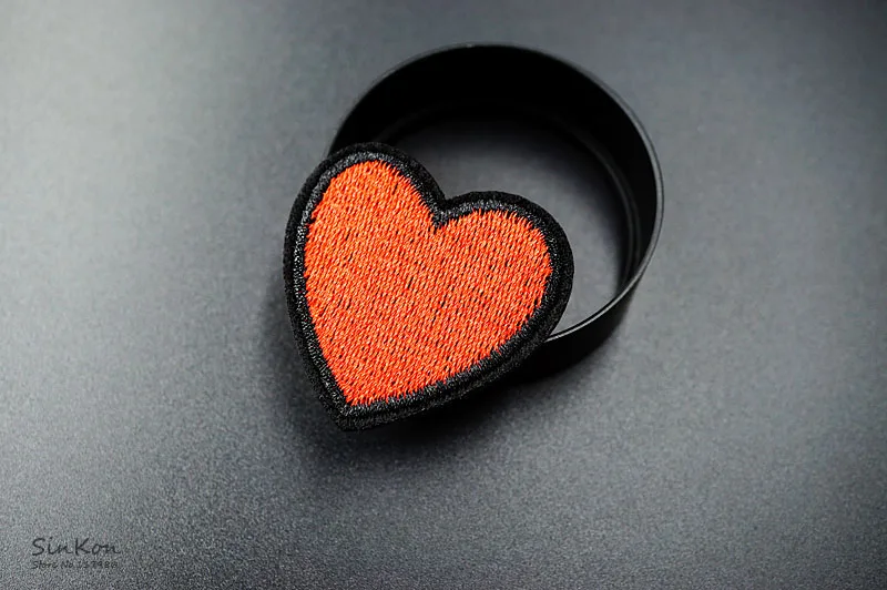 Сердце(Размер: 4,0X4,2 см) DIY железная нашивка вышитая аппликация, этикетка для шитья одежды наклейки аксессуары для одежды значок
