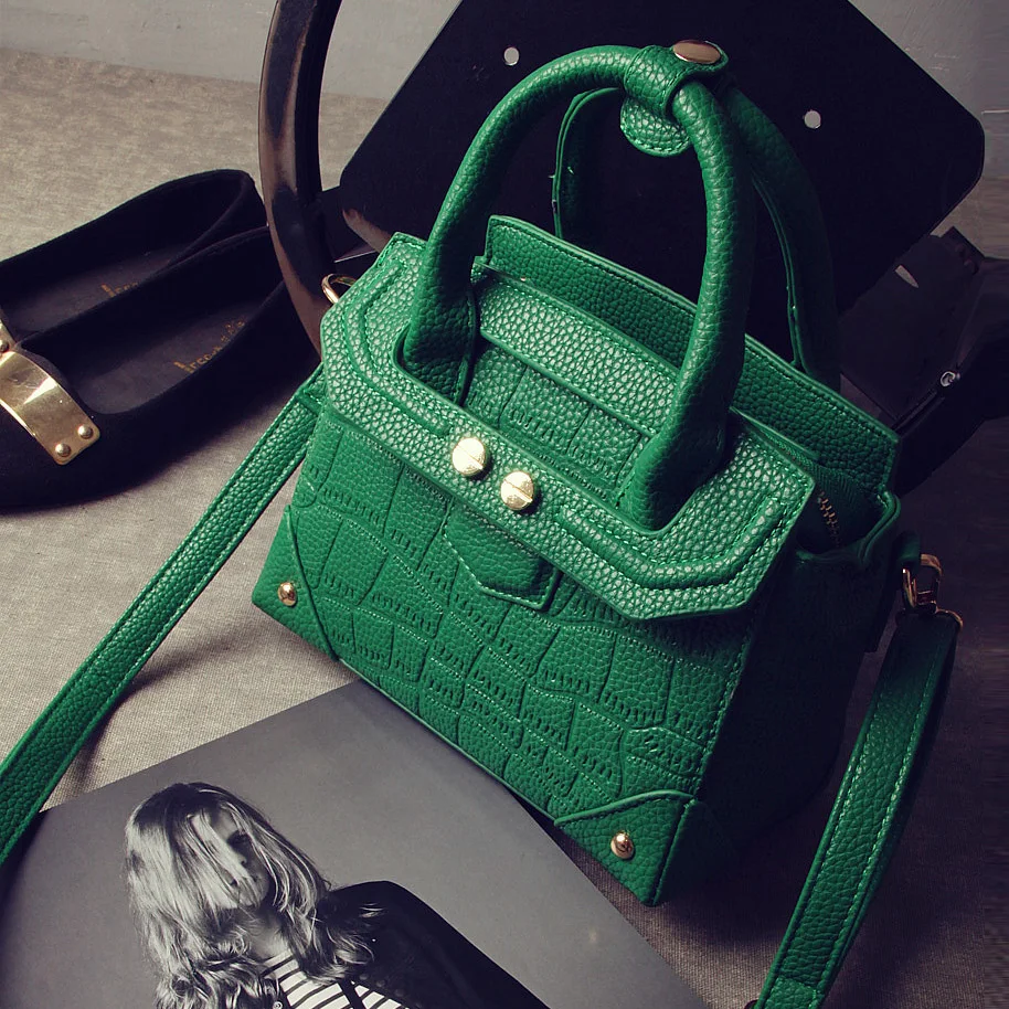 2017 Fresh Handbag Bag Mini Bags Rivet Elegant Woman Solid Messenger Bag Female Tote lady Handbag