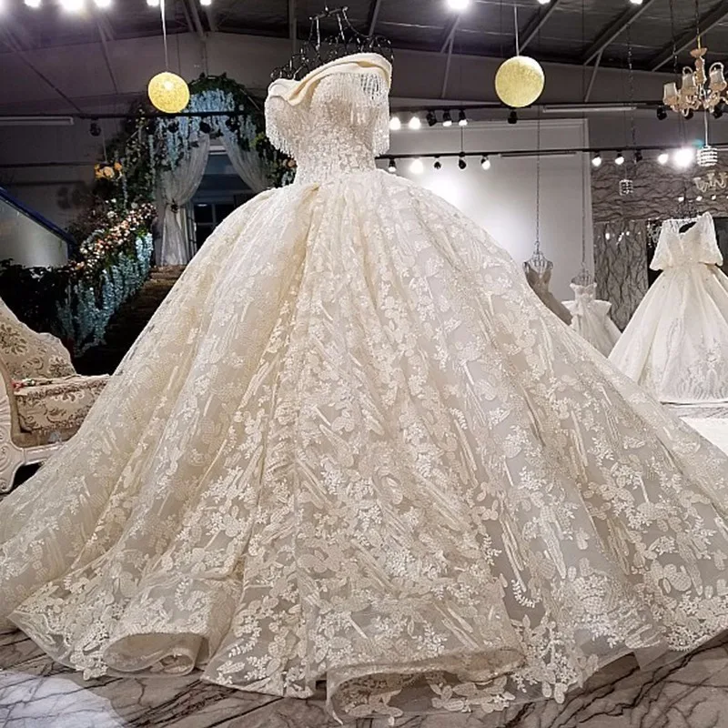

Luxury Sexy Fashion High-end Tulle Wedding Dresses 2018 Vintage Short Sleeve Beading Crystal Wedding Dresses Backlake Dress