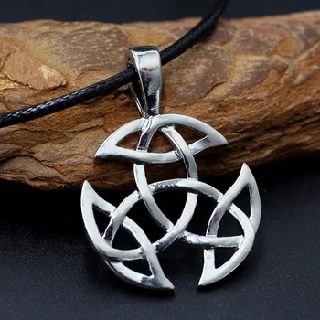 

youe shone Knot Necklace for Men Mens Jewelry Knot on Leather & alloy chain Irish Jewelry Jewelry
