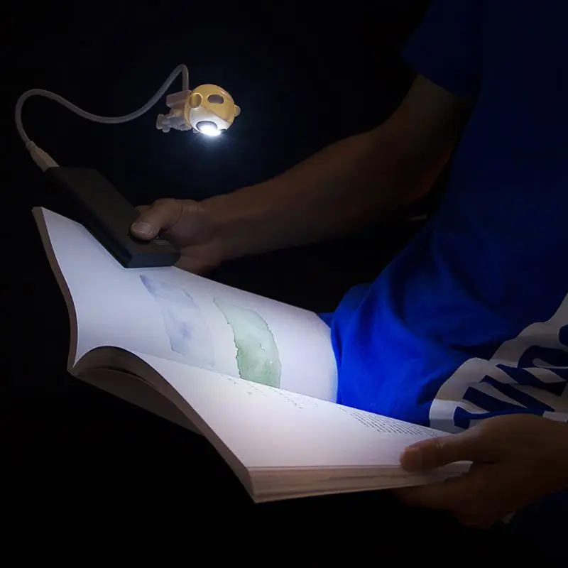 Panda-Astronaut-Spaceman-USB-LED-Adjustable-Night-Light-Computer-Table-Lamp-Pure-White-Decorative-Lighting-Tool (5)