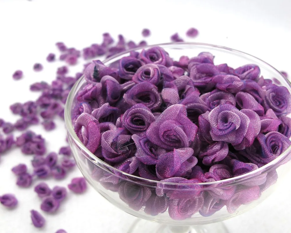 фиолетовые елочные шары. фиолетовые штуки на коже. Mt670 пуговица 30мм (никель). фиолетовые стразы круглые. фиолетовые штуки.