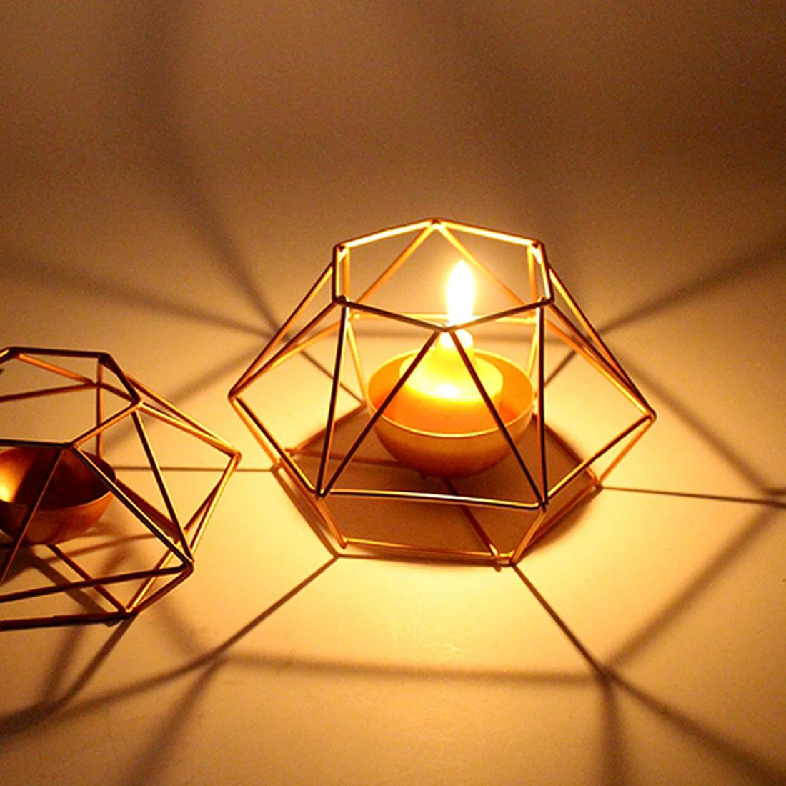 

European Style Iron Art Geometry Candle Holder Centerpieces Home Decor Small Metal Candle Holders Wedding Decorations Hot 2018